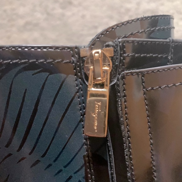 AUTHENTIC* Salvator Ferragamo Crotone Boots - Picture 7 of 10